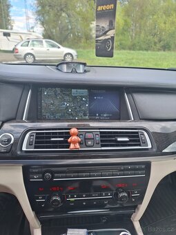 BMW 750I XDRIVE - 18