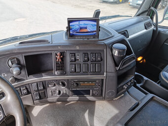 Prodám nákladní automobil VOLVO FMX 500 8X4 E5 sklápěč S3 - 18