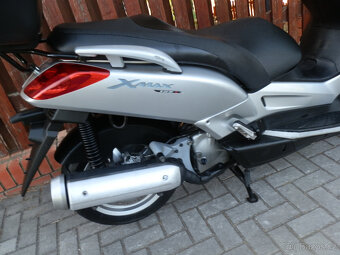 Yamaha X-Max 125 - 18