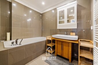 Prodej bytu 4+kk 138 m² + balkon 7,5 m², Praha - Michle - 18