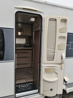 Karavan Hobby 460 de luxe - 18