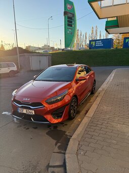 Kia proceed - 18