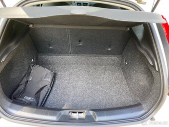 Volvo V40 Cross Country 2,0 D 88kW - 18