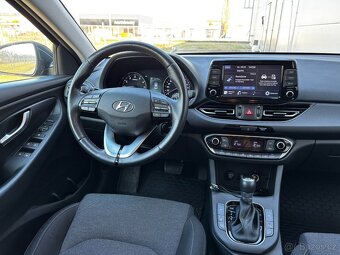 Hyundai i30 combi AT - 18