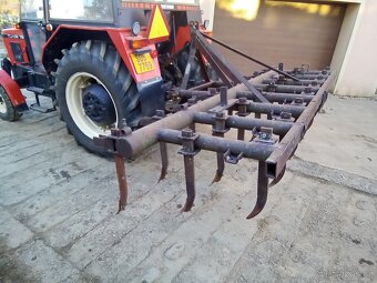 Radličkový podmítač (hloubkový kypřič) - 18