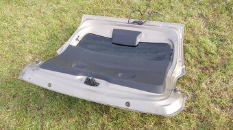 DACIA DUSTER 2 – DVEŘE KUFRU - 18