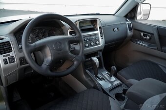 Mitsubishi Pajero 3.2 Di-D 4x4 AUTOMAT - 18