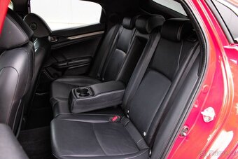 Honda Civic 1.0 DOHC VTEC Turbo Elegance - 18