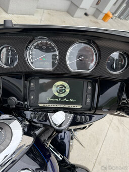 Harley-Davidson FLHXSE CVO Screamin Eagle - 18