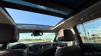 Kia Sorento, 4x4, z ČR, tažné, zimní komplety, panorama, max - 18