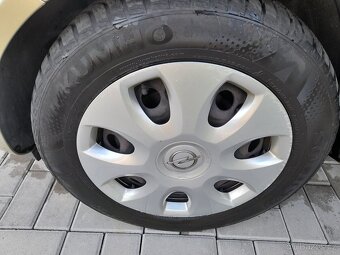 OPEL CORSA 1,2i16V,KLIMA,5xDVEŘE,MODEL 2009 - 18