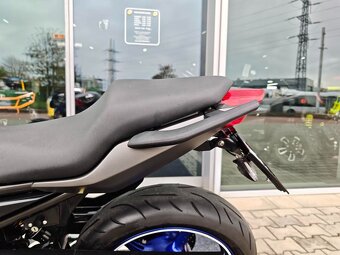 Yamaha XJ6 N - 18