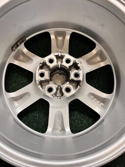 6x114,3 R17 Originál Alu Nissan Navara - ET 30 - 18