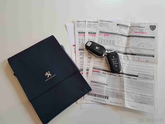 Peugeot 5008 1,2 PT EAT8 ALLURE 105.000 km - 18