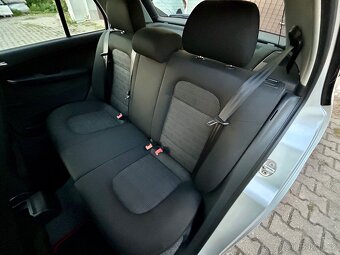 Škoda Fabia 1.4 107.000 km, KLIMATIZACE, ČR původ - 18