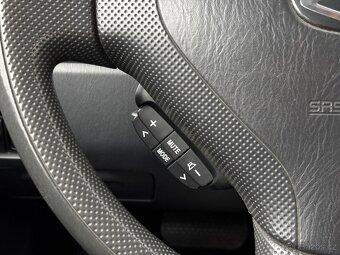 Suzuki Grand Vitara 2,5i V6 benzín 116kw - 18