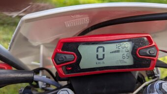 Beta Xtrainer 300 – r.v. 2018, pouze 65 mth, ideální pro men - 18