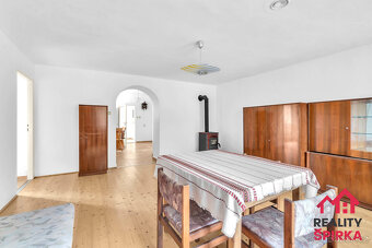 Prodej rodinného domu, pozemek 9.722 m2, obec Ludvíkov, okre - 18