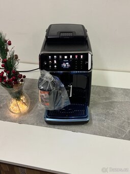 Kávovar Philips EP5500 LatteGo - 18