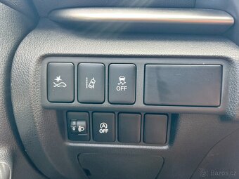 ► MITSUBISHI ECLIPSE CROSS 1.5T-MIVEC 120KW CLEARTEC TAŽNÉ - 18
