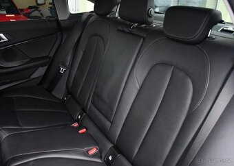 BMW Řada 2 218d NAVI CARPLAY 1M ČR - 18