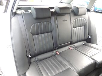 Škoda Superb Combi 2.0TDi,110kw,4x4,L&K,2017,manuál,-21%DPH - 18
