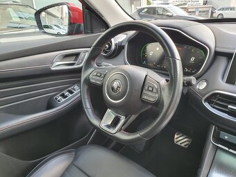 MG EHS PHEV Luxury 1.5 190kW AUT. 42tkm - záruka Autodraft - - 18