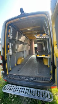 Regály do dodávky (hliníkové sklopné) mercedes sprinter - 18
