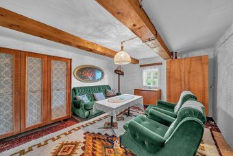 Historický rodinný dům s charakterem chalupy z 18. století – - 18