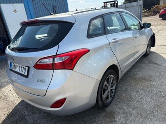 Hyundai i30 1.6CRDi 81kw 2016 pojizdne 188TKM - 18