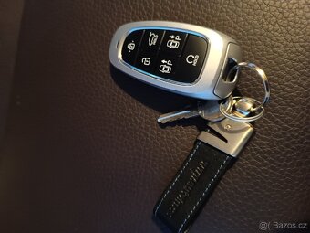 Hyundai SANTA FE 2,2 CRDI automat 4/23 PREMIUM ČR TOP 4200km - 18