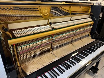 Koncertní pianino Yamaha U3 se zárukou 5 let, doprava - 18