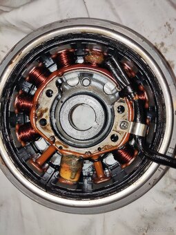 Dily motoru xt600 - 18