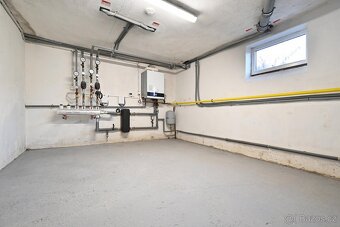Pronájem reprezentativních prostor - výroba, sklad 1010 m2 - 18