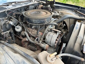 Chevrolet Camaro 1977 5.0 liter V8 - 18