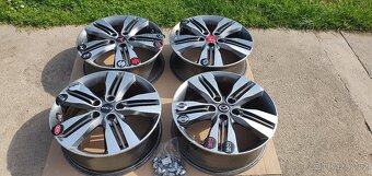 Hyundai 5x114,3 R18 tucson santafe i30 i40 - 18
