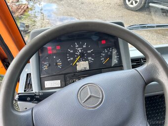 Unimog - 18