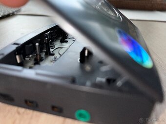 SONY WALKMAN - 18