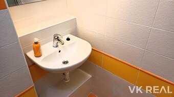 Prodej nebytového prostoru 1+kk, 32 m2, OV, ulice N. A. Někr - 18