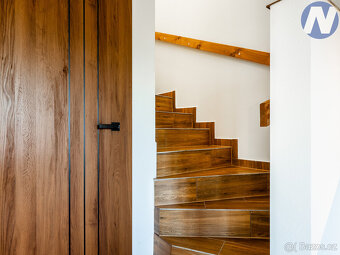 Nový dům s dvěma apartmány - Bližší Lhota, klidná strana pře - 18