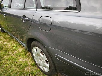 Toyota Avensis Kombi 1.8 VVTi - rok 2005 - 18