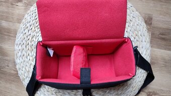 Digitální zrcadlovka s prislusenstvim - 18