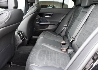 Mercedes-Benz Třídy C 400e 4M HYBRID PANO ZÁRUKA 1M - 18