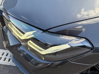 BMW rad 5 Touring 530d xDrive Mpaket LED+ 360 cam Webasto - 18
