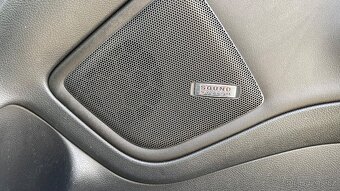 ŠKODA OCTAVIA 2.0TDi RS 125kW 1.MAJITEL - 18