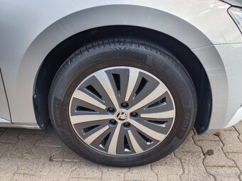 Škoda Superb 3 Combi Style 2.0TDI 110kW DSG 61tkm Matrix Qi - 18