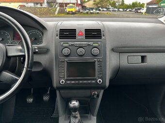 VW TOURAN 1,4 TSI - DOBRÝ STAV - NAVI - SERV. - 18