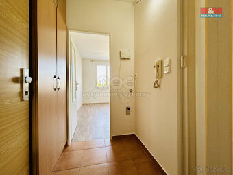 Pronájem bytu 1+1, 38 m², Klatovy, ul. Prusíkova - 18