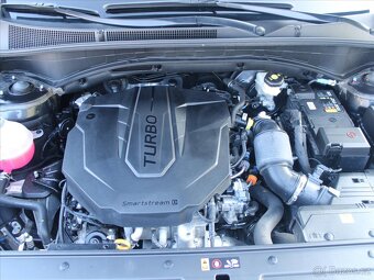 Hyundai Santa Fe 2,2 CRDi 142kW Comfort 7míst 8DCT Comfort - 18