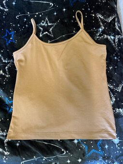 Trička a tílka 19ks velikost S celek - 18